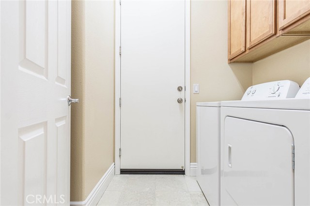 19478 Big Horn Street, Apple Valley CA: https://media.crmls.org/medias/e2df38b0-4c9e-45f8-97dd-a956e3e3dde7.jpg