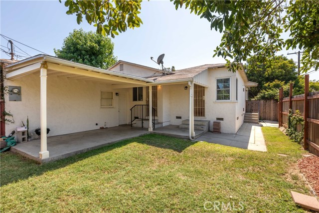 3766 Rose Avenue, Long Beach CA: https://media.crmls.org/medias/e2e0618b-961a-4e90-9e9d-5f29fd67ac8b.jpg