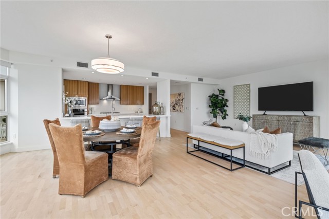 Detail Gallery Image 9 of 30 For 3131 Michelson Dr #1702,  Irvine,  CA 92612 - 3 Beds | 2 Baths