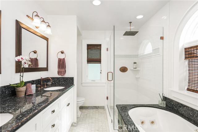 Detail Gallery Image 22 of 37 For 516 Poinsettia #B,  Corona Del Mar,  CA 92625 - 3 Beds | 3 Baths