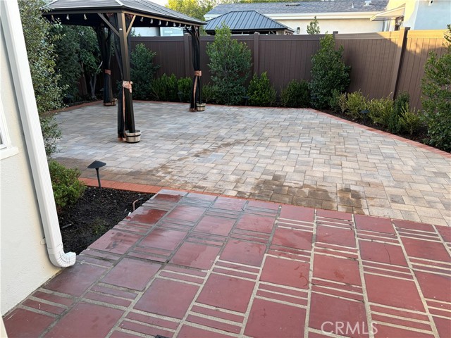 Detail Gallery Image 15 of 15 For 851 Graynold, Glendale,  CA 91202 - 2 Beds | 1 Baths