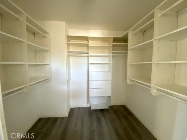 walk in closet