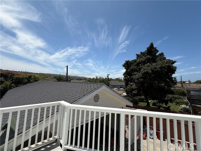 5426 Sharynne Lane, Torrance CA: https://media.crmls.org/medias/e2e3cdf2-e6a9-4350-af52-b54bb56947dd.jpg