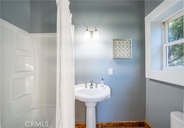 Detail Gallery Image 5 of 25 For 403 High St, San Luis Obispo,  CA 93401 - 2 Beds | 2 Baths