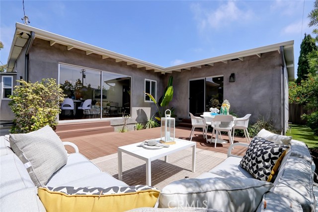 1170 Shelley Street, Manhattan Beach, California 90266, 4 Bedrooms Bedrooms, ,3 BathroomsBathrooms,Residential,Sold,Shelley,SB22186838