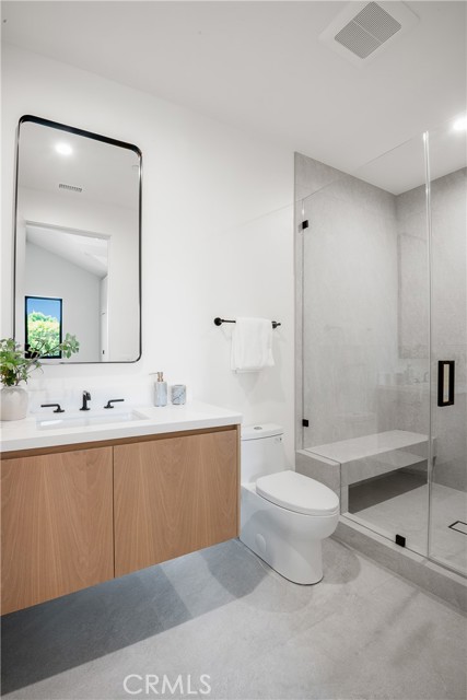 12335 Otsego Street, Valley Village CA: https://media.crmls.org/medias/e2e55ac7-71ff-4dd1-a377-153baf42219b.jpg