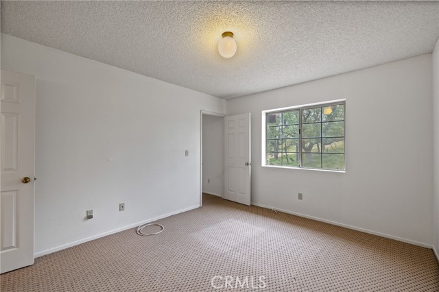 Detail Gallery Image 19 of 63 For 18520 Glenview Ct, Tehachapi,  CA 93561 - 3 Beds | 3/1 Baths