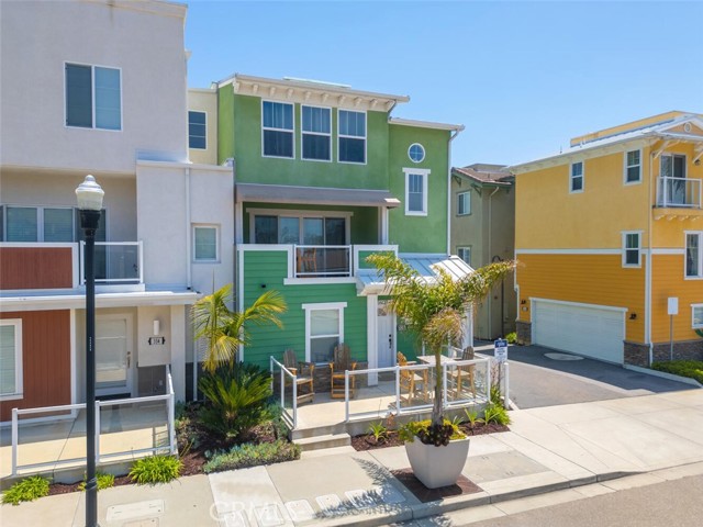 Detail Gallery Image 3 of 58 For 326 San Luis Ave, Pismo Beach,  CA 93449 - 3 Beds | 3/1 Baths