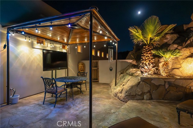 Detail Gallery Image 6 of 62 For 57045 Plaza Del Amigo, Yucca Valley,  CA 92284 - 3 Beds | 3/1 Baths