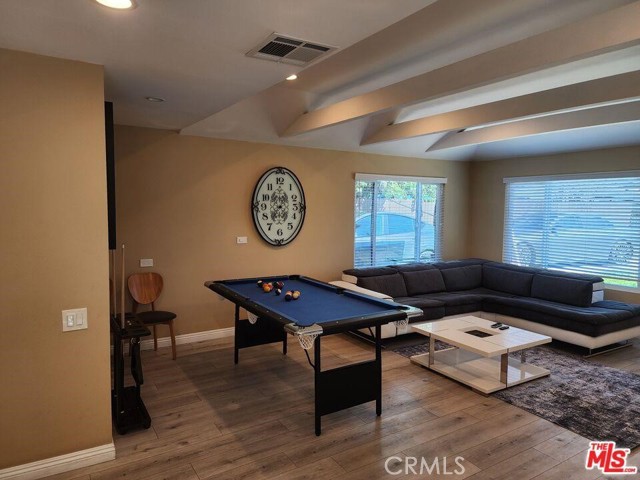 7543 Enfield Avenue, Reseda CA: https://media.crmls.org/medias/e2e7162e-b082-419f-8a0d-7b708426fec3.jpg