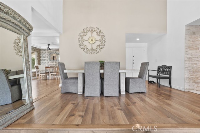 463 S Westridge Circle, Anaheim CA: https://media.crmls.org/medias/e2e7387e-c7fa-4bb2-93e4-3de665945f50.jpg