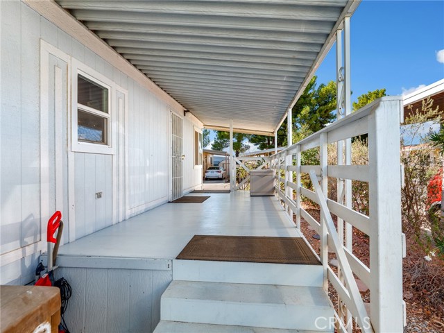 Detail Gallery Image 4 of 23 For 14000 El Evado #4,  Victorville,  CA 92392 - 2 Beds | 2 Baths