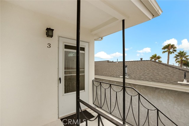 740 W 27th Street, San Pedro CA: https://media.crmls.org/medias/e2e78ef1-543d-453a-b253-4474f1055245.jpg