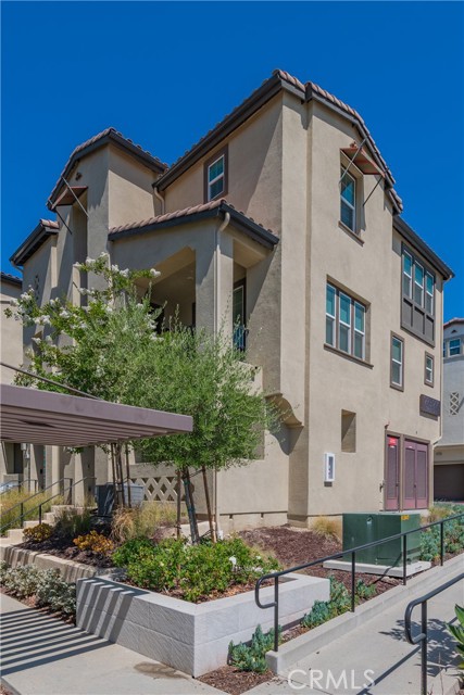 12173 Meridian, Rancho Cucamonga CA: https://media.crmls.org/medias/e2e85468-ae2d-4ca8-a9b3-d114275ef70f.jpg