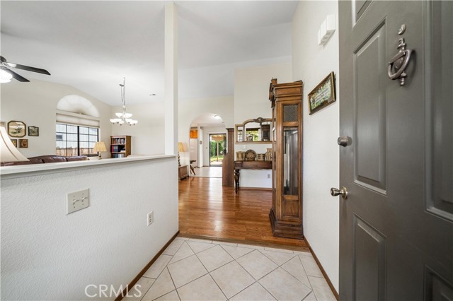 Detail Gallery Image 3 of 40 For 2480 Cimarron Dr, Red Bluff,  CA 96080 - 3 Beds | 2 Baths