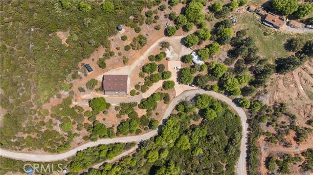 7525 Starlight Way, Julian CA: https://media.crmls.org/medias/e2e8b5c4-97d3-42be-afd6-5adaf683edb3.jpg