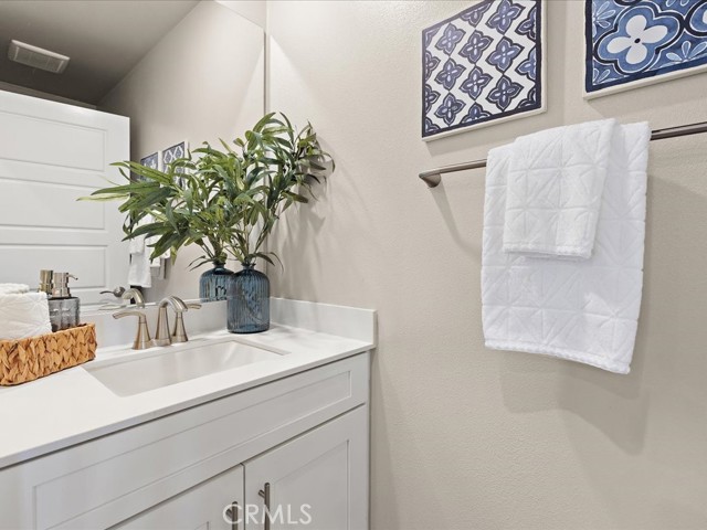 Detail Gallery Image 15 of 44 For 1441 Longview Lane, San Pedro,  CA 90732 - 4 Beds | 3/1 Baths