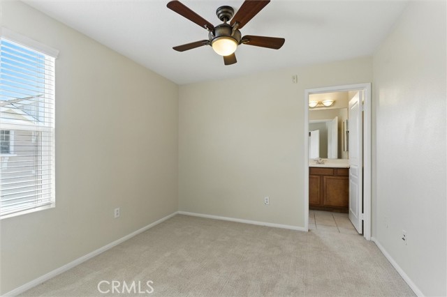 57 Hinterland Way, Ladera Ranch CA: https://media.crmls.org/medias/e2ea2030-3d21-4c25-bc05-e6158173bb4a.jpg