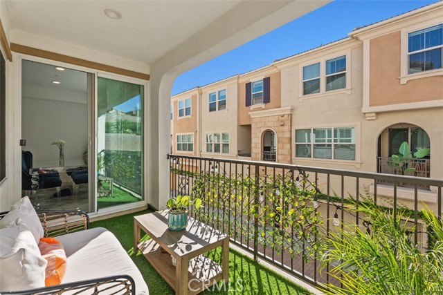 Detail Gallery Image 16 of 37 For 704 Dusky Creek, Lake Forest,  CA 92610 - 3 Beds | 2/2 Baths