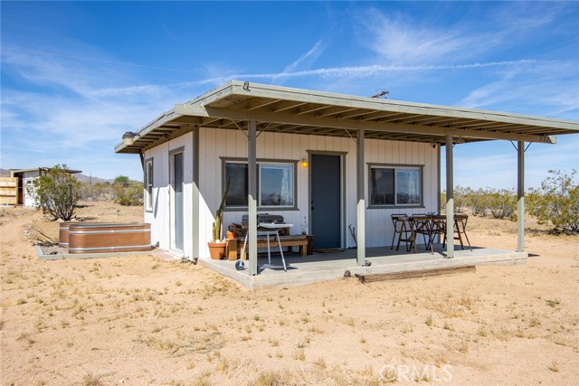 Detail Gallery Image 2 of 35 For 2128 N Sage Ave, Landers,  CA 92285 - 0 Beds | 1 Baths