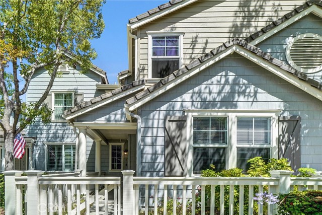 Detail Gallery Image 2 of 24 For 7 Whitworth St, Ladera Ranch,  CA 92694 - 3 Beds | 2/1 Baths