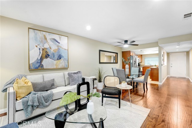 Detail Gallery Image 2 of 14 For 6882 Alondra #26,  Paramount,  CA 90723 - 2 Beds | 2 Baths