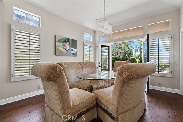 Detail Gallery Image 9 of 63 For 22451 Deerbrook, Mission Viejo,  CA 92692 - 4 Beds | 4/1 Baths