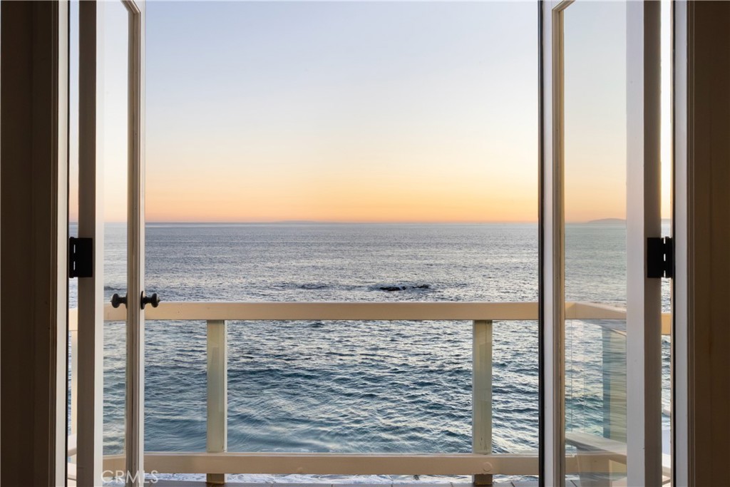 MLS #OC25246405 image #6