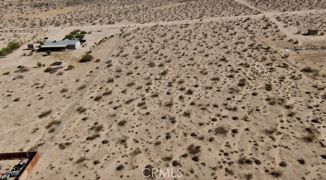 60684 Herdmans Road, Landers CA: https://media.crmls.org/medias/e2eec613-1350-47a0-98cd-b65a3534f4b5.jpg