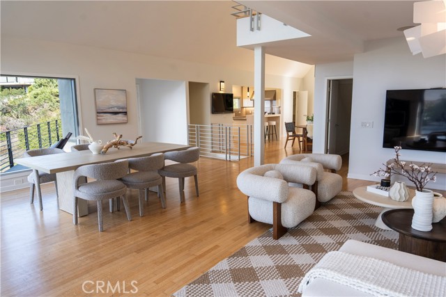 Detail Gallery Image 10 of 40 For 901 Summit Dr, Laguna Beach,  CA 92651 - 4 Beds | 3 Baths