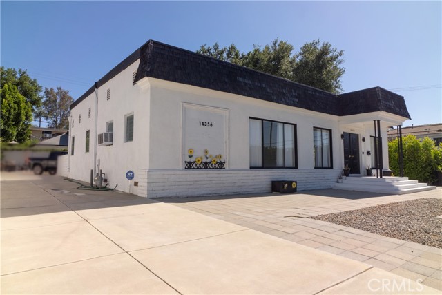 Detail Gallery Image 9 of 47 For 14356 Greenleaf St, Sherman Oaks,  CA 91423 - 3 Beds | 2/1 Baths