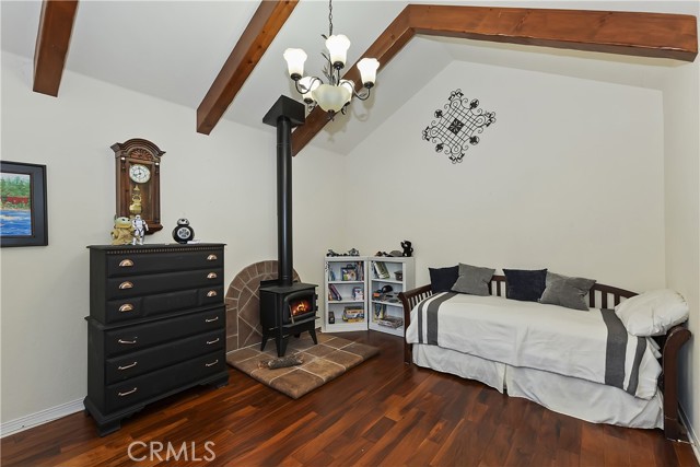 Detail Gallery Image 11 of 34 For 405 Terrace Rd, Lake Arrowhead,  CA 92352 - 2 Beds | 2 Baths
