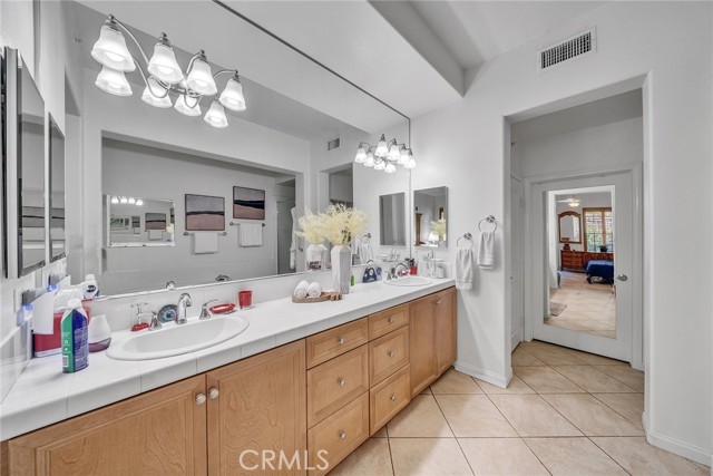 Detail Gallery Image 22 of 38 For 18979 Pelham Way, Yorba Linda,  CA 92886 - 3 Beds | 3/1 Baths