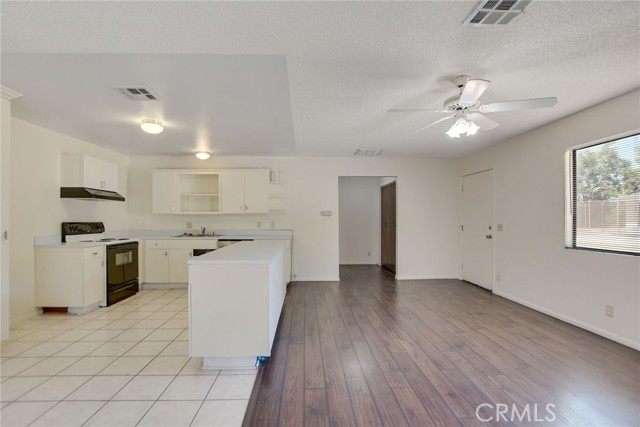 Detail Gallery Image 38 of 39 For 35823 Avenue Avenue, Yucaipa,  CA 92399 - 5 Beds | 3 Baths