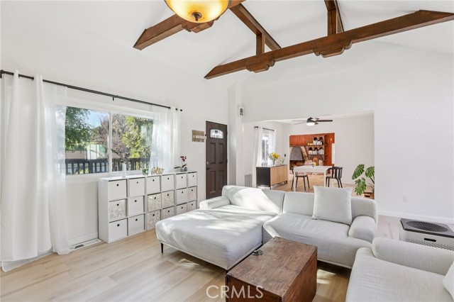 Detail Gallery Image 8 of 34 For 142 Marion Bld, Fullerton,  CA 92835 - 3 Beds | 2 Baths