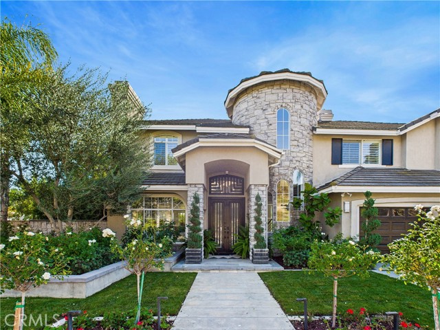 Detail Gallery Image 2 of 46 For 26990 Abbey Glen, Yorba Linda,  CA 92887 - 5 Beds | 3/1 Baths