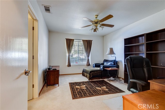 Detail Gallery Image 24 of 42 For 19783 Lara Ln, Apple Valley,  CA 92308 - 4 Beds | 3 Baths