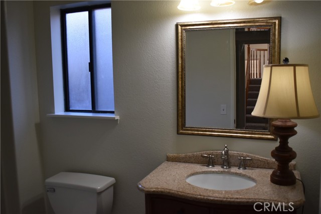 Detail Gallery Image 15 of 24 For 29015 Willow Creek Ln, Highland,  CA 92346 - 4 Beds | 2/1 Baths