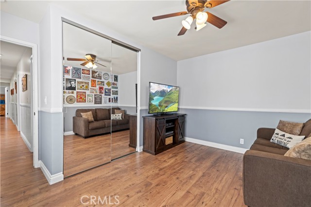 26927 Cuatro Milpas Street, Valencia CA: https://media.crmls.org/medias/e2f41343-60b0-4955-8468-27e4d2e8f36e.jpg