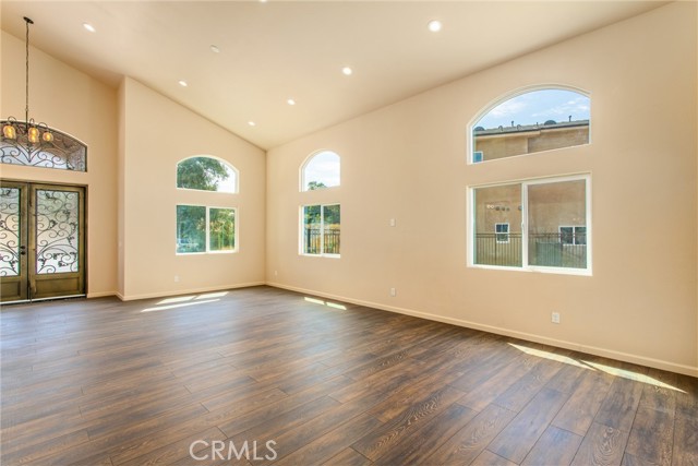 Detail Gallery Image 12 of 75 For 35750 Brookwood Ct, Yucaipa,  CA 92399 - 5 Beds | 4/1 Baths