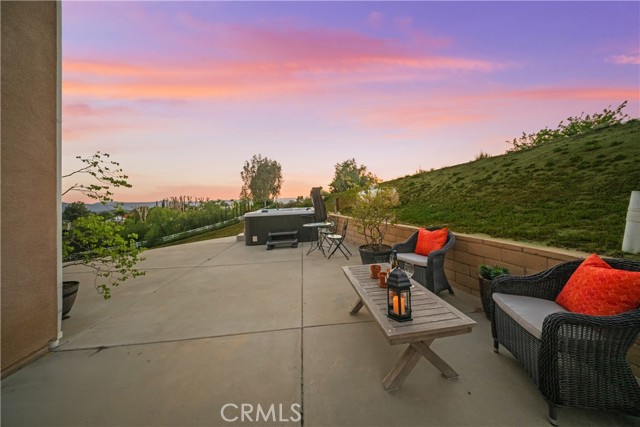Detail Gallery Image 5 of 71 For 30865 via Norte, Temecula,  CA 92591 - 5 Beds | 4/1 Baths