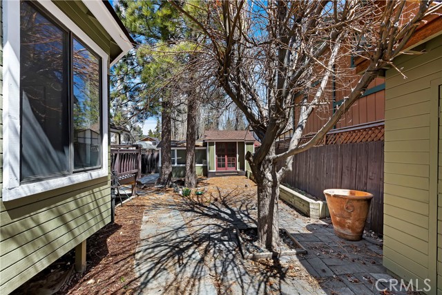Detail Gallery Image 27 of 28 For 42736 Tannenbaum Pl, Big Bear Lake,  CA 92315 - 3 Beds | 3 Baths