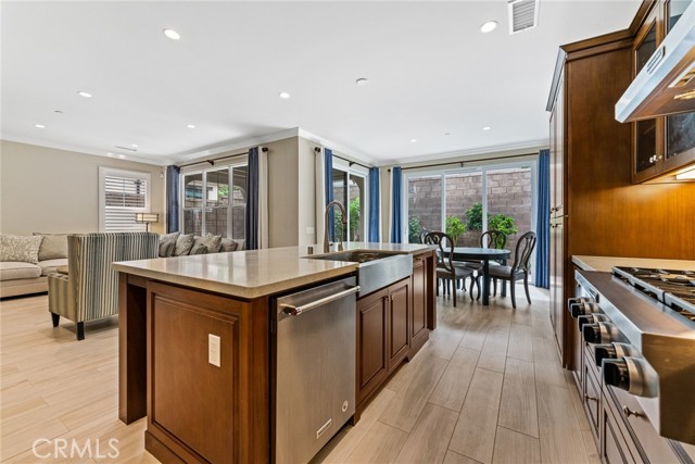 126 Baja, Irvine CA: https://media.crmls.org/medias/e2f63b06-30ad-4bec-9ac1-016ac1e2ab8f.jpg
