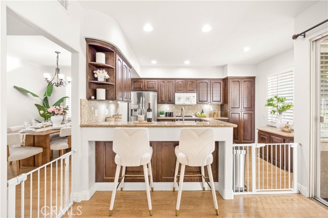 Image 16 of 74 For 31 Via Silla