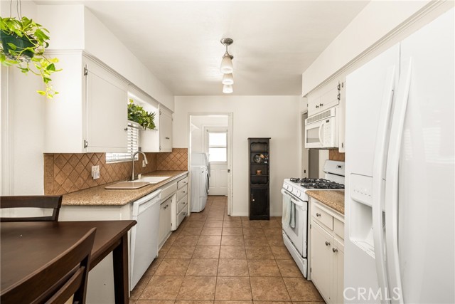 Detail Gallery Image 15 of 46 For 316 N Shattuck Pl, Orange,  CA 92866 - 3 Beds | 2 Baths