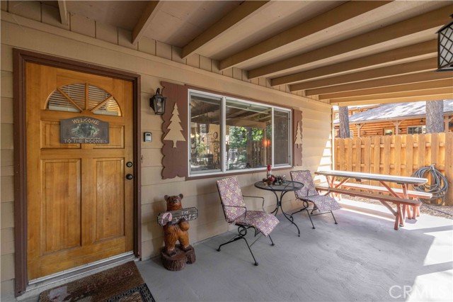 Detail Gallery Image 4 of 31 For 948 Michael Ave, Big Bear City,  CA 92314 - 2 Beds | 2 Baths