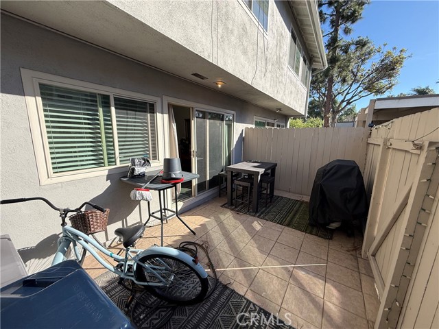 Detail Gallery Image 16 of 25 For 6672 Sun Dr #C,  Huntington Beach,  CA 92647 - 3 Beds | 1/1 Baths