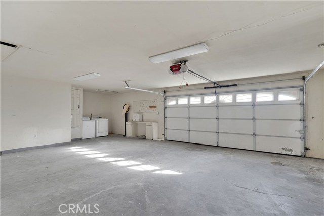 11924 Mountain Road, Pinon Hills CA: https://media.crmls.org/medias/e2f8f1d4-65cb-4829-ba9a-9a7e0372f299.jpg