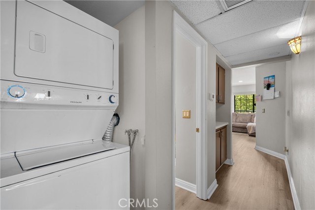 Detail Gallery Image 23 of 38 For 18114 Erik Ct #5131,  Canyon Country,  CA 91387 - 3 Beds | 2 Baths