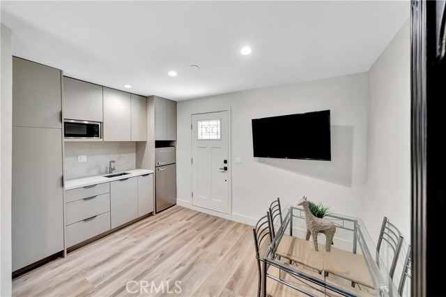 Detail Gallery Image 45 of 54 For 6743 Colgate Ave, Los Angeles,  CA 90048 - 4 Beds | 3/1 Baths